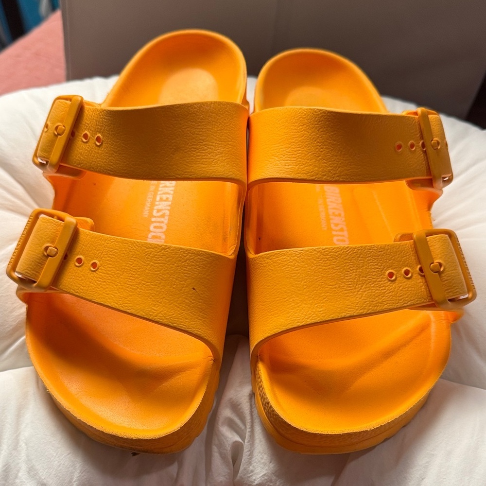 Birkenstock women ' Bright Orange Sandals